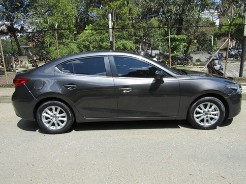 Imagen 8 de 14 de Mazda 3 Touring