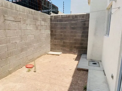 Casa En Venta En Puerta Verona Querétaro, 3 Recamaras, Terreno 144 M2