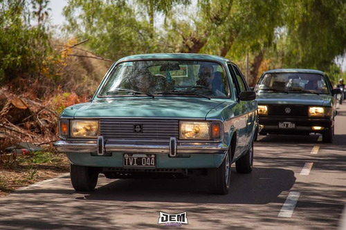 Dodge 1500 M1,8, Excelente Estado, Segundo Dueño.