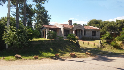 P Del Este. Anual. Alquiler. Jardines De Córdoba.amoblada