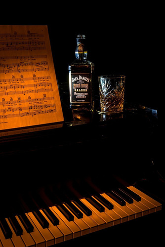 Imagen 6 de 10 de Whisky Jack Daniels Red Dog Saloon 700ml En Estuche
