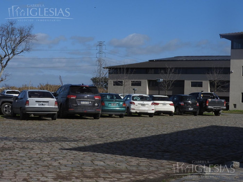 Imagen 5 de 15 de Oficina En Venta En Riviera Park