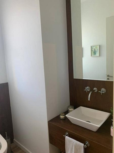 Imagen 15 de 30 de Excelente Casa Muy Moderna, Lote A Espacio Común, Increible Vista