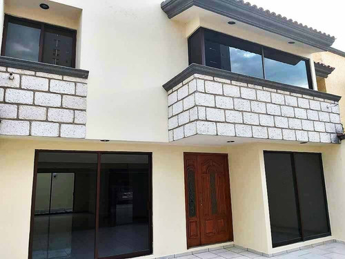 Imagen 2 de 17 de Rento Casa En Fuentes De Angelópolis