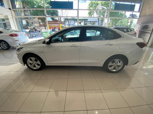 Imagen 4 de 23 de Chevrolet Onix Plus Premier || 1.0 T At 2023