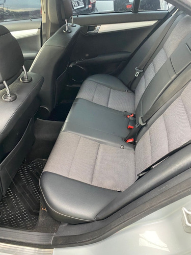 Imagen 11 de 19 de Mercedes-benz C200