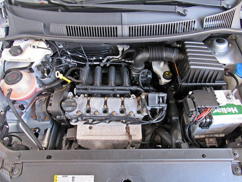 Volkswagen Fox 1.6 MSI TOTAL FLEX CONNECT 4P MANUAL