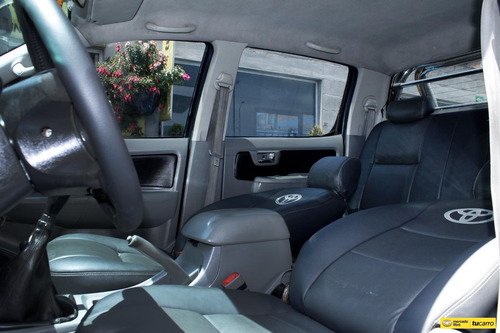 Imagen 20 de 25 de Toyota Hilux Doble Cabina