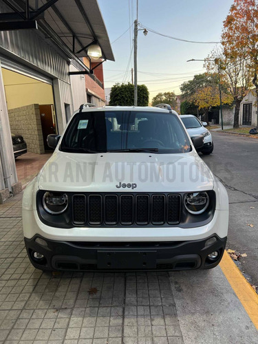 Imagen 8 de 13 de Jeep Renegade Longitude At 80th /// 2022 - 0km