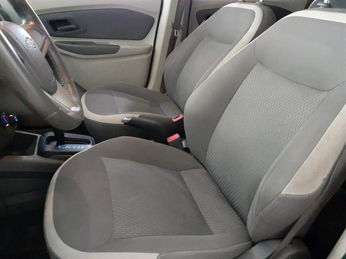 Imagem 9 de 12 de Spin 1.8 Lt 8v Flex 4p Automático