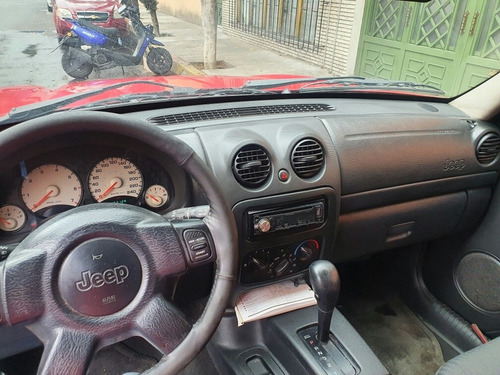 Jeep Liberty Limited 4x2 At 2004