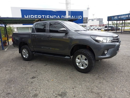 Imagen 2 de 15 de Toyota Hilux