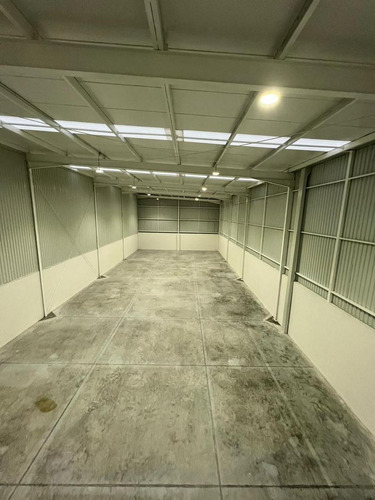 Nave Industrial En Microparque Pyme En Cumbres De Conin
