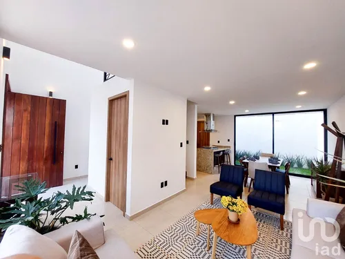 Venta Casa 3 Ambientes Lázaro Cárdenas