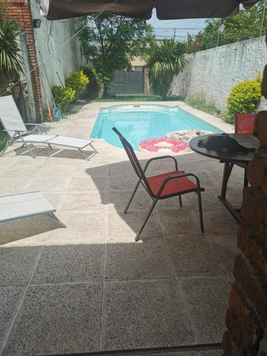 Venta Casa Sayago, 3 Dorm Piscina Con Renta Alta
