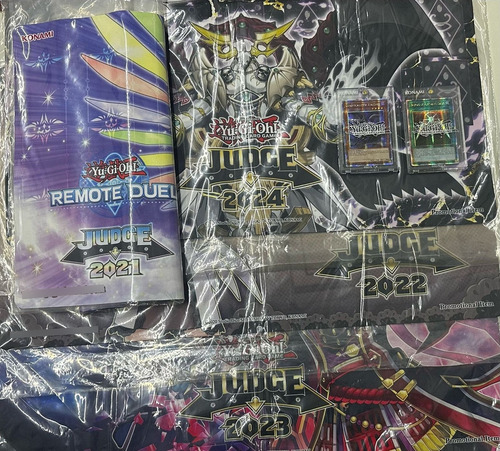 Kit De Playmat Ygo Judge 2021/22/23/24 E 02 Cards Raros!