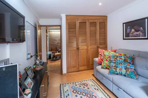 Apartamento En Venta En Chicó Navarra. Cod V22115