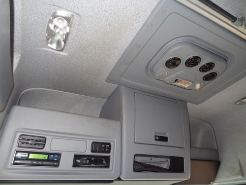 Caminhão Mercedes Benz Mb Axor 2036 4x2 Ano 2015/16