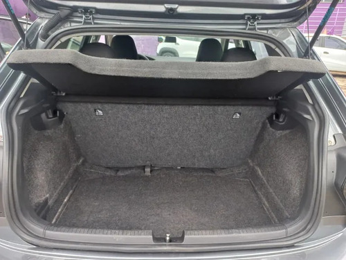 Volkswagen Pólo MPI (Flex)