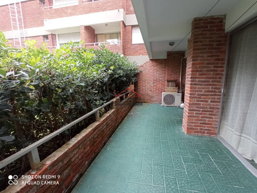Apartamento En Mansa, 3 Dormitorios *- Ref: 2493