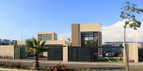 Imagen 16 de 18 de Se Vende O Renta Loft Con Vista Espectacular Al Valle En Cor
