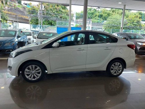 Imagem 8 de 14 de Hyundai Hb20s 1.0 Comfort Plus 12v Flex 4p Manual