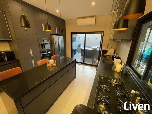 Imagem 7 de 21 de Lindo Sobrado De 200m² Com 3 Dormitórios, Suíte, Área Gourmet, Piscina E 2 Vagas No Jd. Das Indústrias - 9401