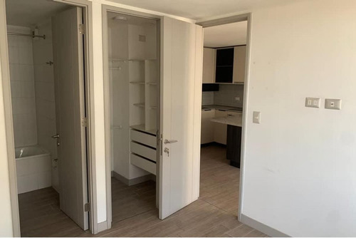 Depto De 2d 2b Domeyko 2530 En Santiago Centro
