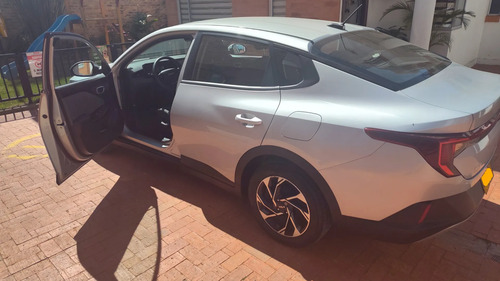 Kia K3 1.6 Vibrant At