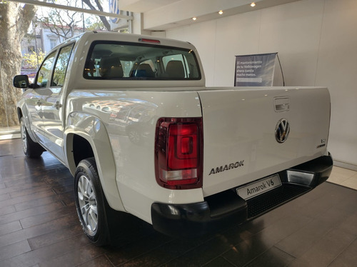 Imagen 12 de 15 de Volkswagen Amarok V6 Comfortline 258cv 4x4 At My23 #17