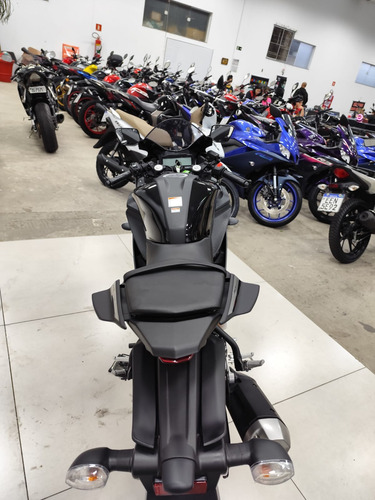 Yamaha Yzf R15 2024 / 1.147 Km