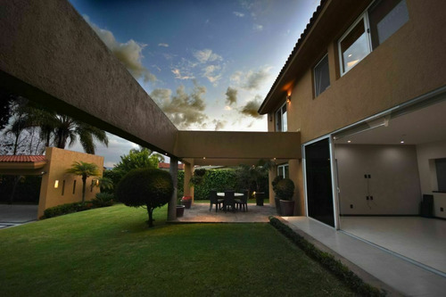 Imagen 5 de 30 de Casa De Super Lujo En Club De Golf Santa Anita Zona Sur