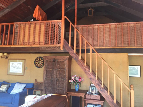 Casa En Venta De 4 Dorm. En Lo Barnechea