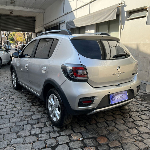 Imagen 4 de 15 de Renault Sandero Stepway Privilege C/gnc Km:12.000 Año2018