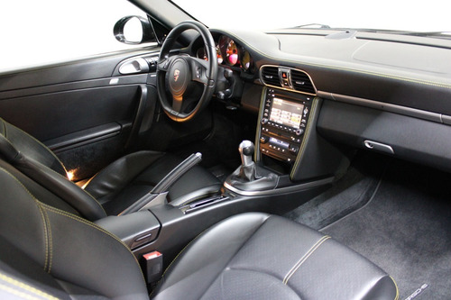 Imagen 9 de 12 de Porsche Turbo 2011