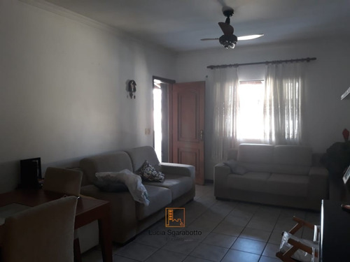 Imagem 3 de 15 de Casa Com Piscina Na Rua 2500 - Ls0176-1