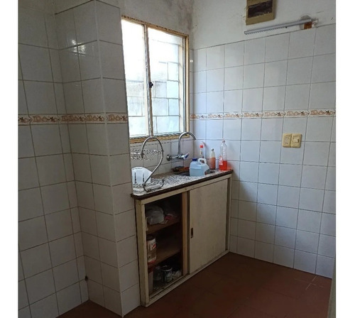 Imagen 10 de 12 de Lindo Apto Tipo Casa Vende,2 Dorm,patio,aguada
