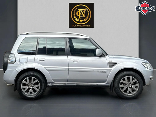 Mitsubishi Pajero TR4 2.0 4X2 16V 140CV FLEX 4P AUTOMÁTICO