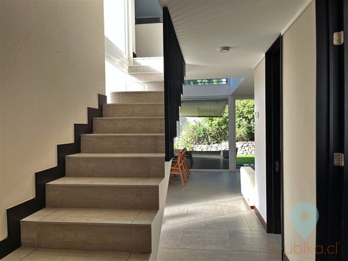 Venta Linda Casa Aislada En Condominio, 4d/4b, Las Pircas