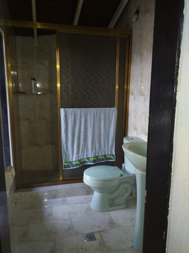Imagen 8 de 8 de Casa De 4 Hab. 3b 10puesto, Tanque Agua Pisina