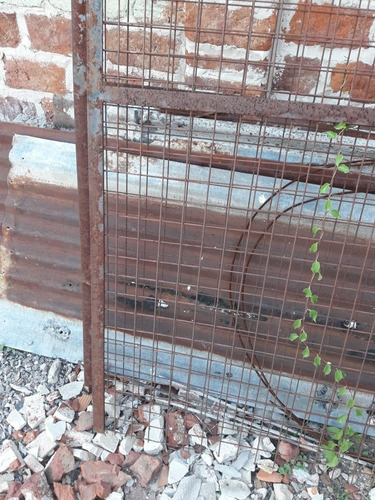 3 Rejas De Hierro (porton Y 2 Paños) Con Detalles (Usado)