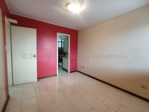 Apartamento En Venta En Los Caobos #24-8417 Josmary Sanjuan