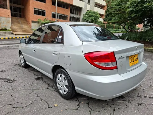 Kia Rio 1.5 Stylus Ls mecánico