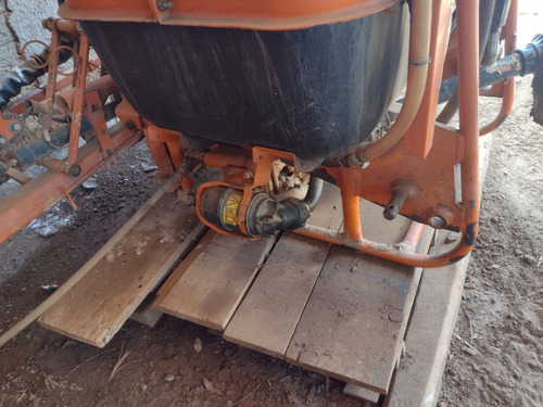 Imagem 5 de 12 de Pulverizador Jacto Condor Am-14 600 Litros Fabricação 2012