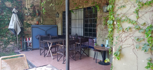 Hermosa Casa Reciclada Con Jardin Y Pileta En Vicente Lopez.