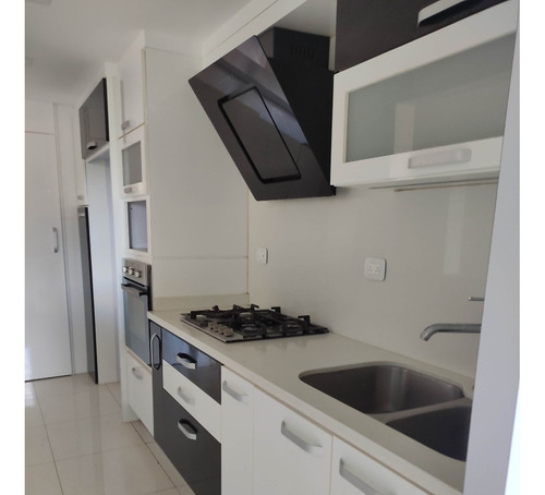 Imagen 6 de 15 de Apto Remodelado Y Equipado En Parque Caiza