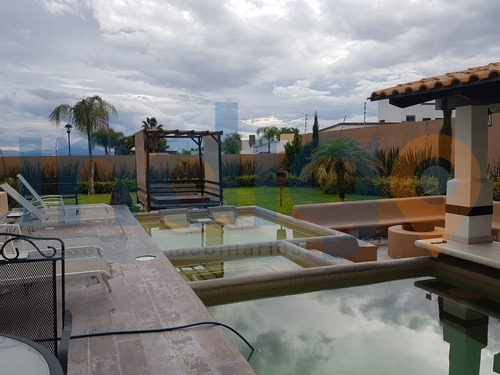 Imagen 27 de 28 de Casa En Venta En Balcones De Juriquilla Con Alberca. Una So