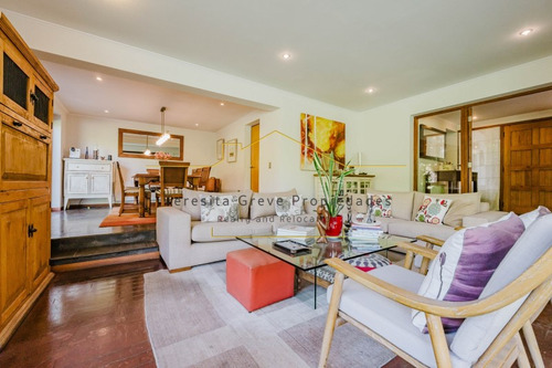 Fabulosa Casa En Privilegiado Sector - Jardin Del Este