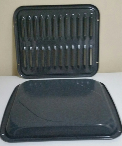 Bandejas De Peltre 32 X 40 Cm (Usado)