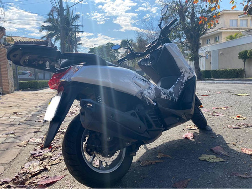 Imagem 3 de 8 de Yamaha Nmax 160